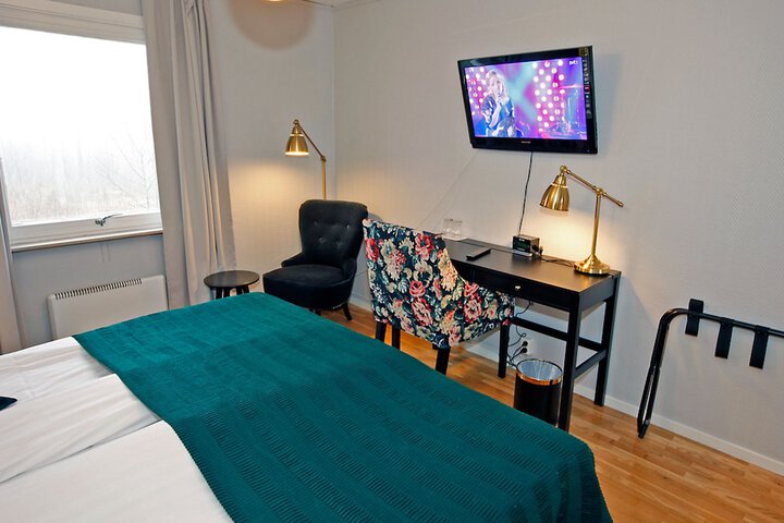 Room 4 of 55