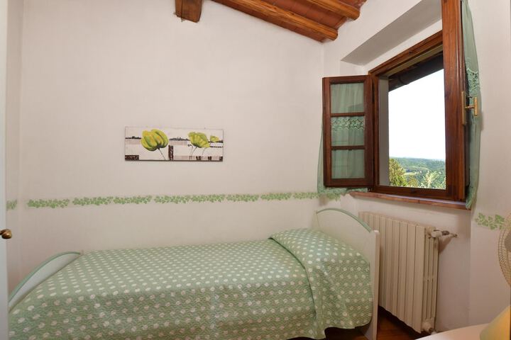Room 6 of 41