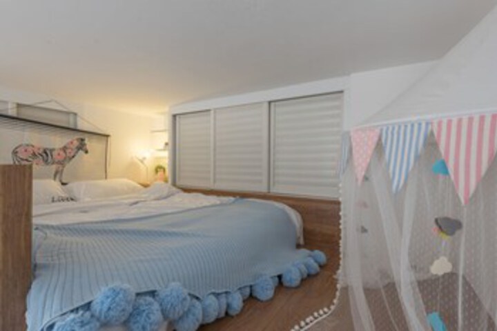 Room 45 of 60