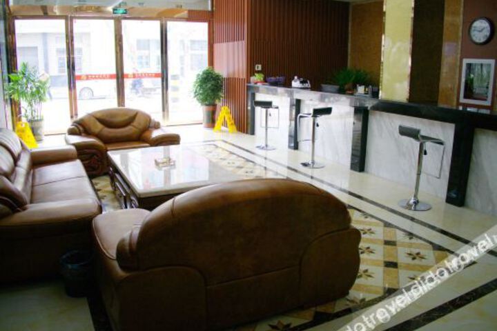 Hotel Interior 7 of 18