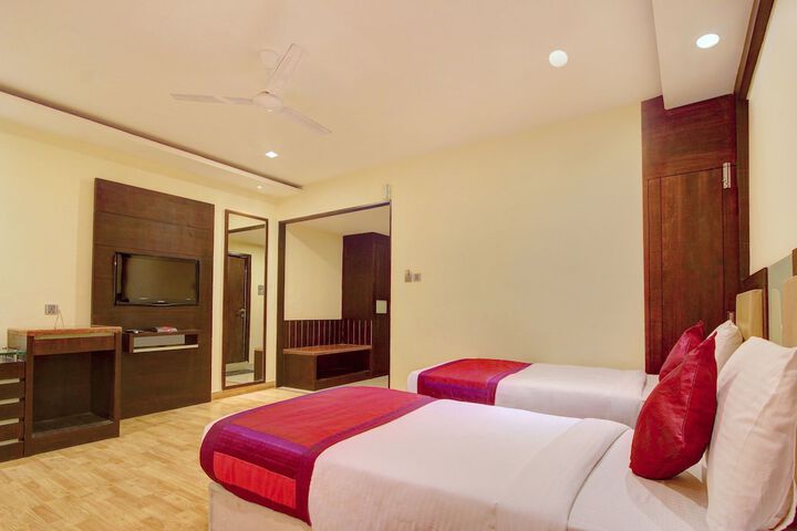Room 15 of 19