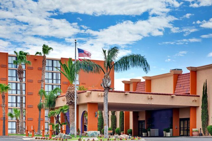 Image of Clarion Hotel & Conference Center - Tucson Airport