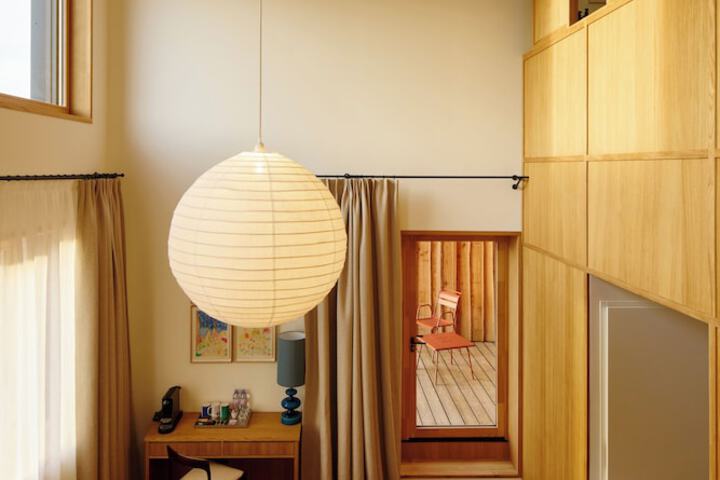 Room 4 of 71