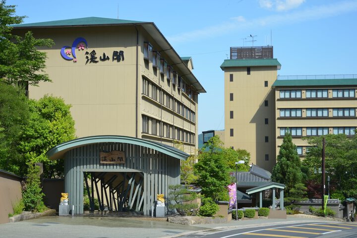 Hotel 6 of 7