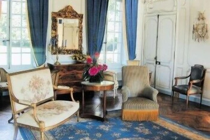 Room 21 of 54