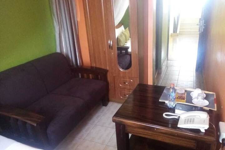 Room 7 of 15