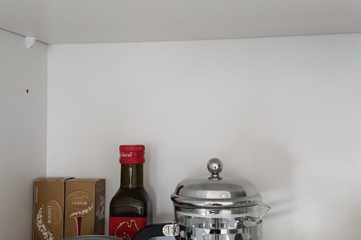 Room 13 of 28