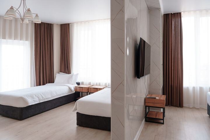 Room 15 of 49