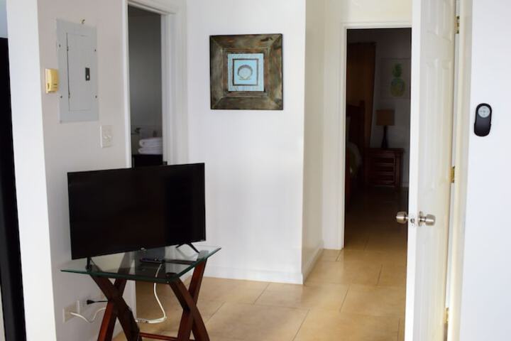 Room 32 of 74