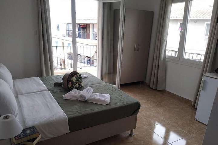 Room 34 of 51