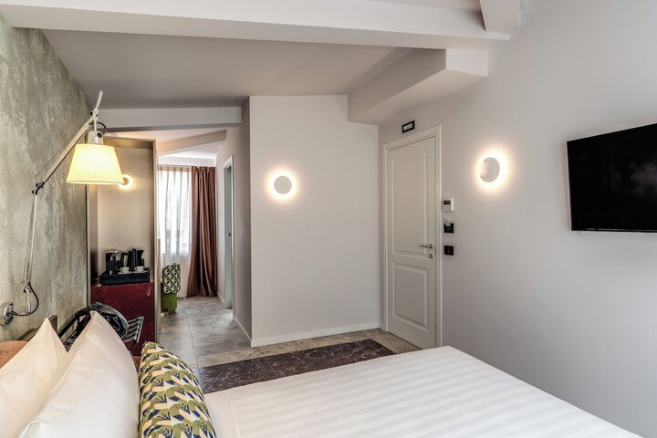 Room 26 of 51