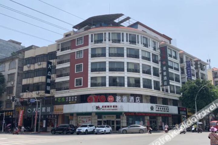 Hotel 17 of 64