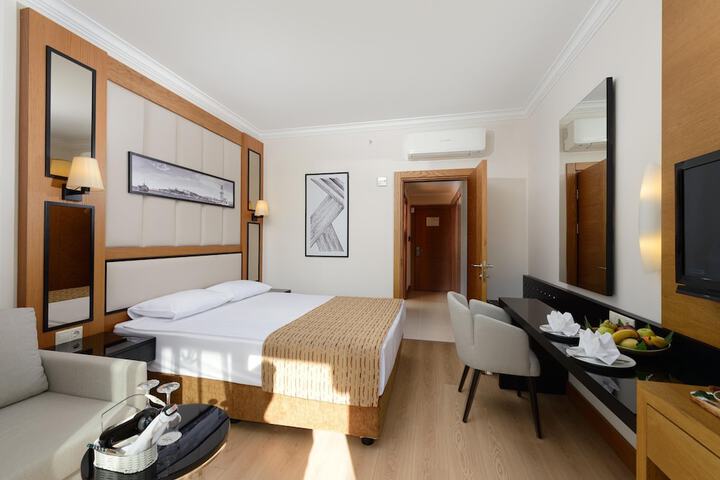 Room 5 of 59