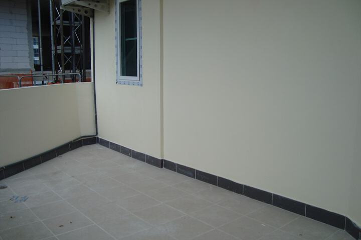 Room 37 of 86