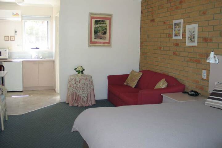 Room 9 of 46