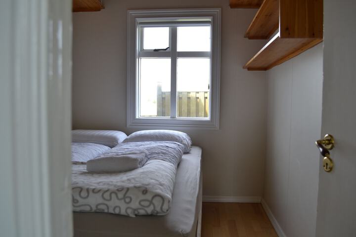 Room 9 of 66