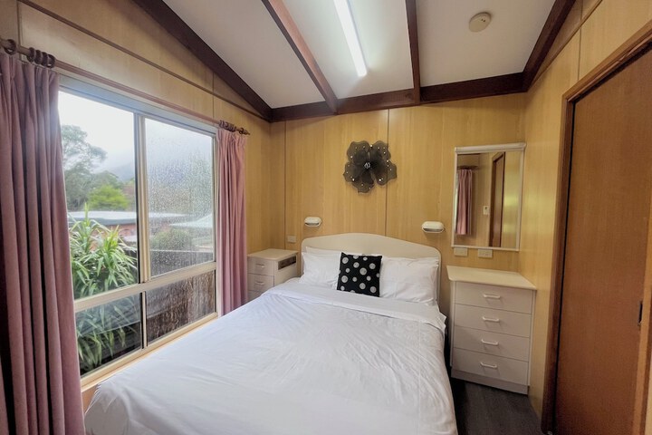 Room 27 of 123
