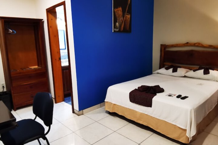 Room 17 of 65