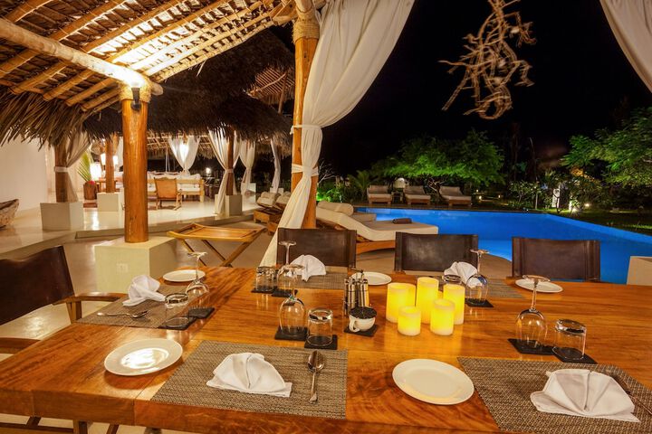 Dining Photos