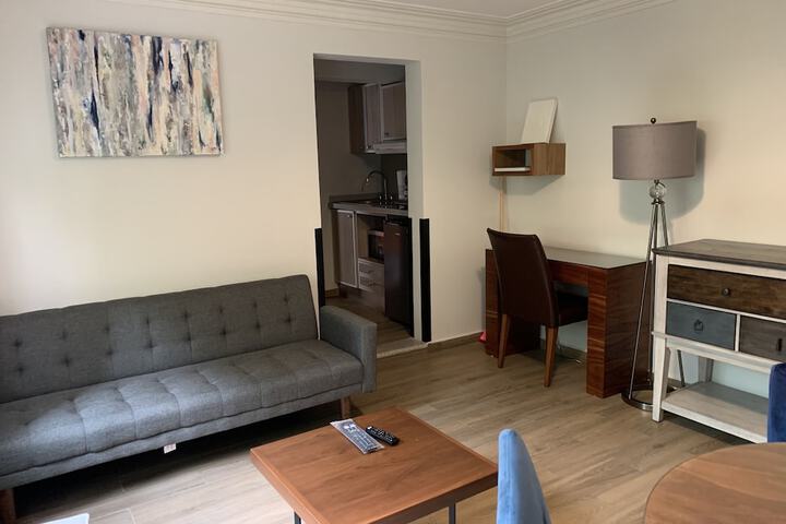 Room 12 of 17