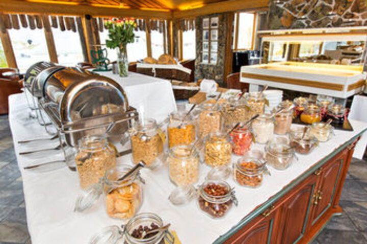 Breakfast/Coffee Service 2 of 12