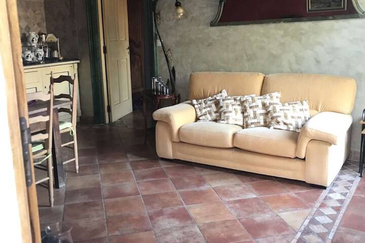 Room 4 of 19