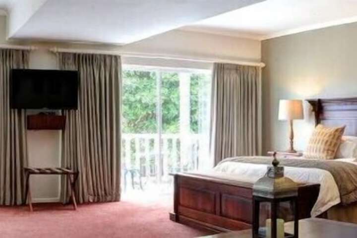 Room 48 of 100
