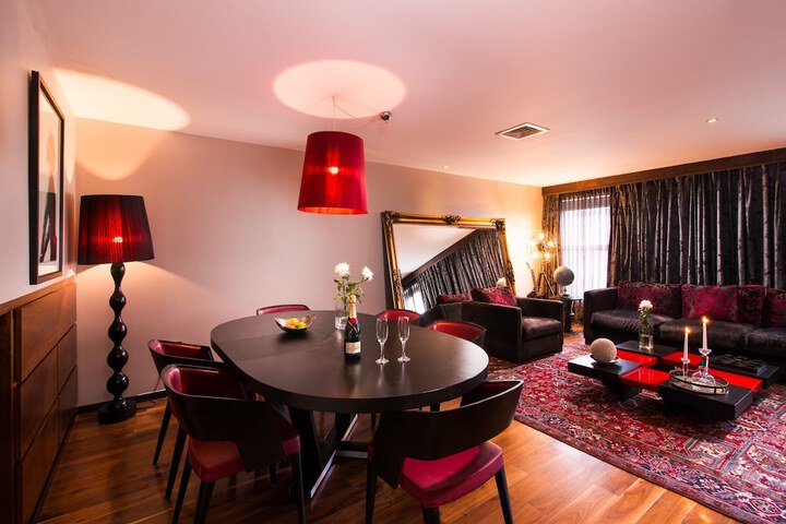 Room 45 of 95