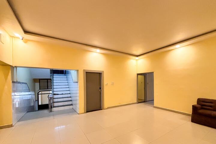 Hotel 6 of 80