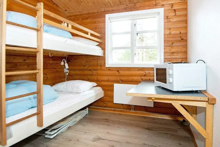 Room 3 of 12