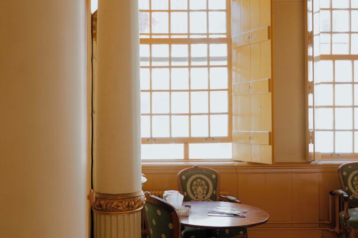 Room 43 of 57