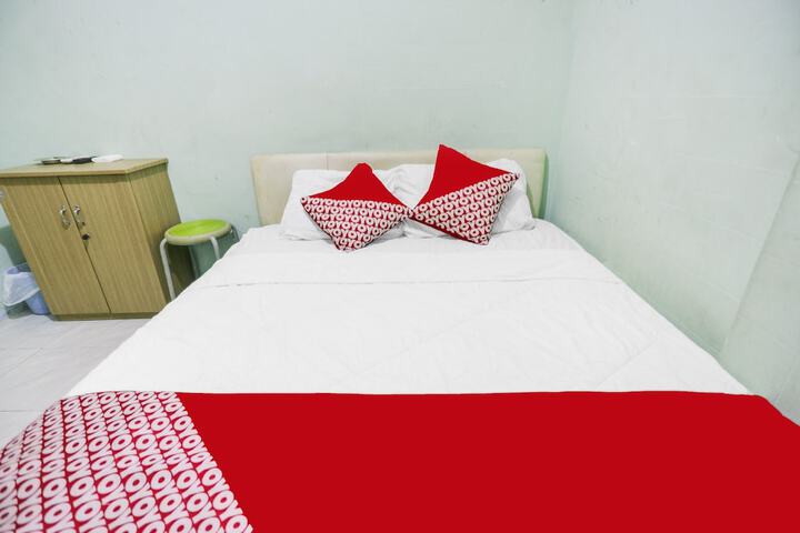 Room 17 of 24