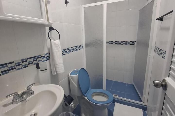 Room 4 of 22