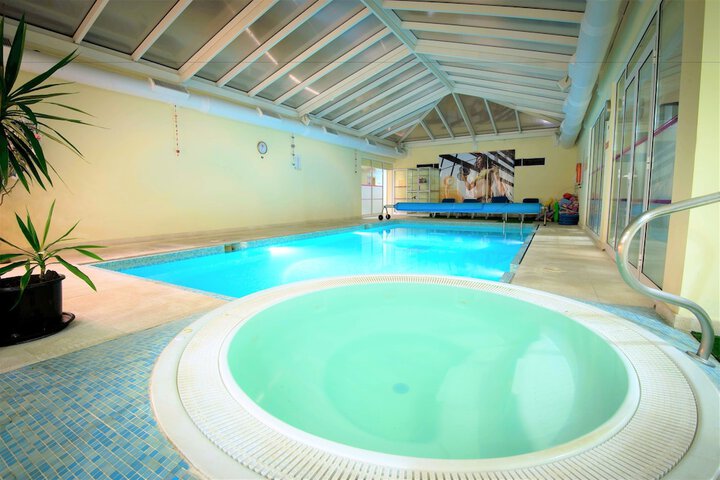 Pool 53 of 92