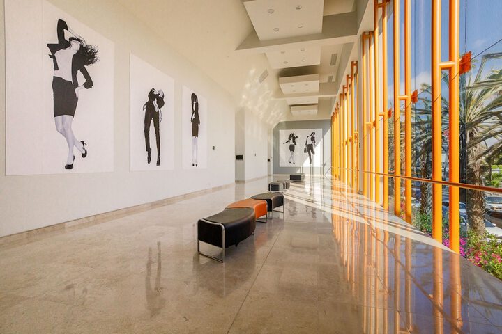 Guest Lobby