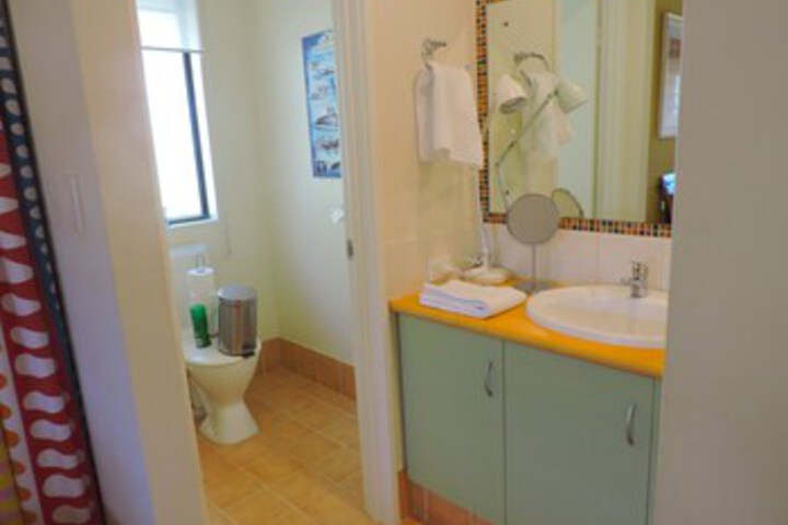 Room 3 of 18
