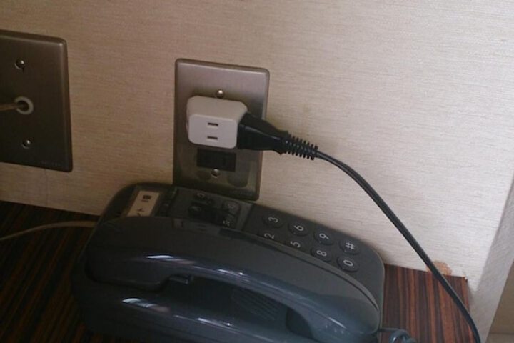 Room 10 of 42