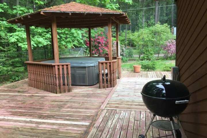 Property Grounds 12 of 17