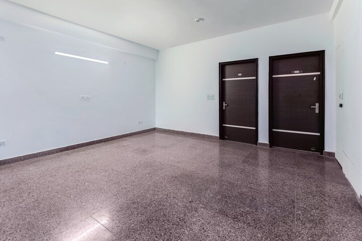OYO Flagship 30504 P.R Residency