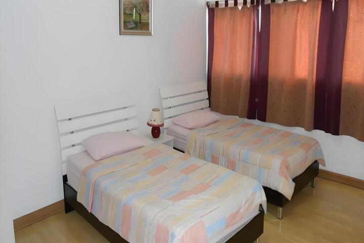 Photo 28