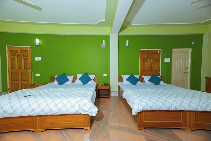 Room 28 of 60