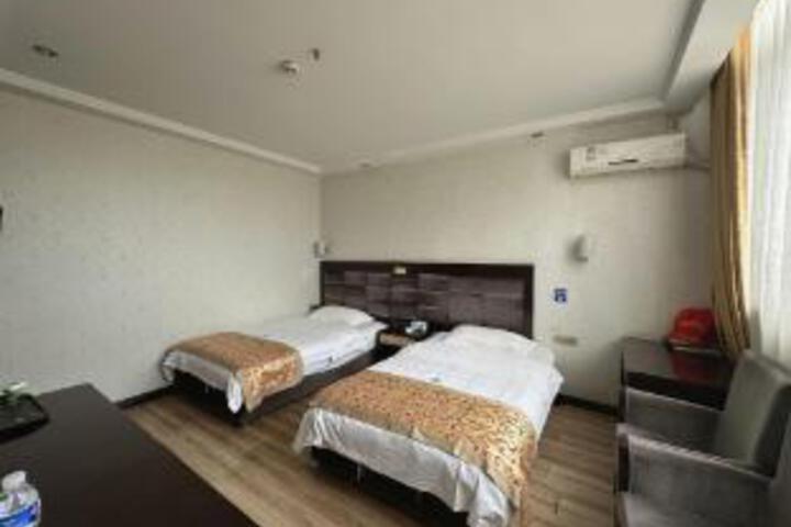 Room 21 of 23
