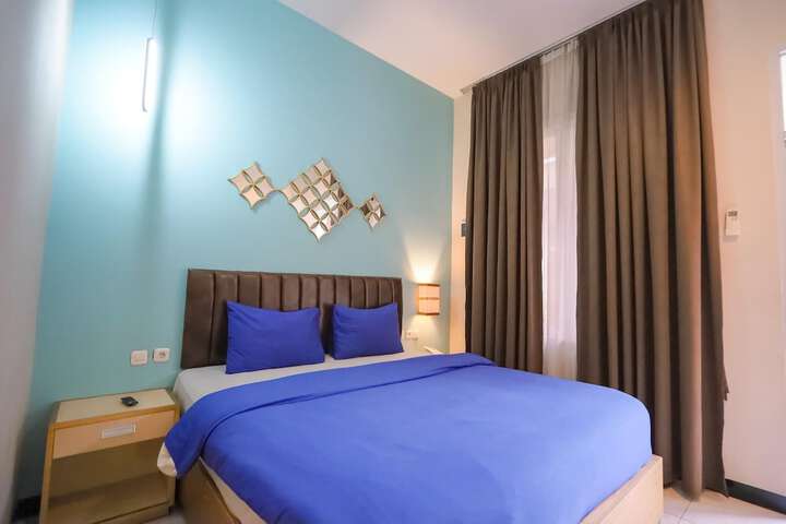 Room 20 of 42