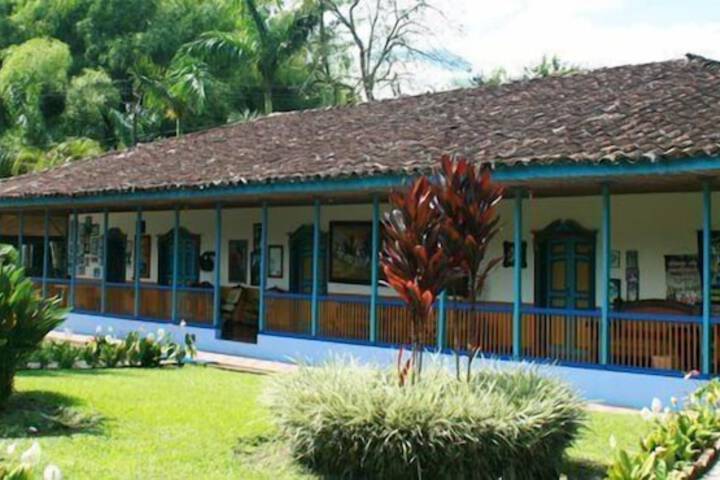Finca Hotel La Joya in Calarcá