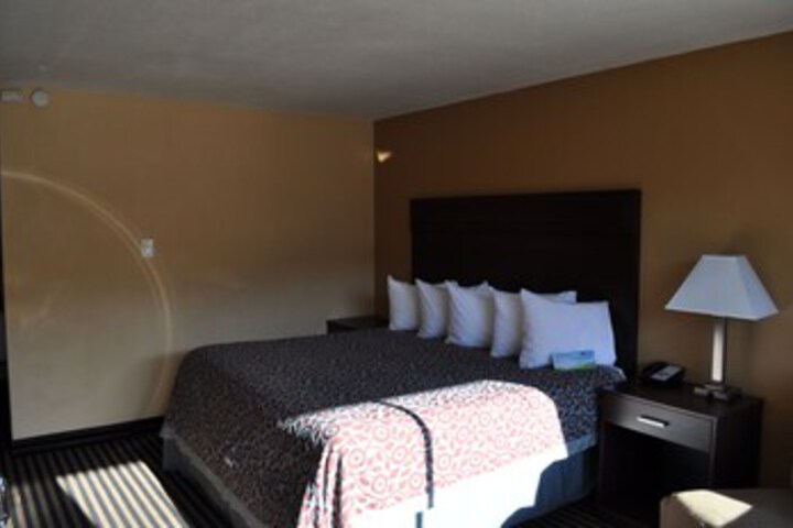 Room 19 of 30