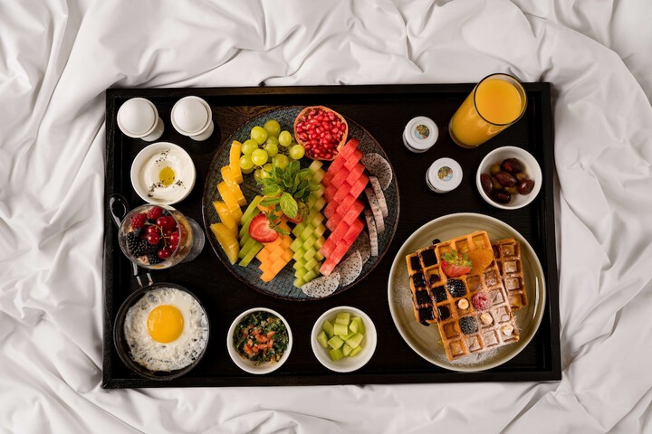 Breakfast/Coffee Service 75 of 136