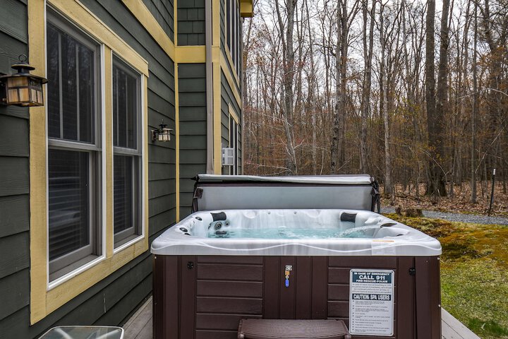 Deep Breath Four Bedroom Holiday Home in Oakland, MD