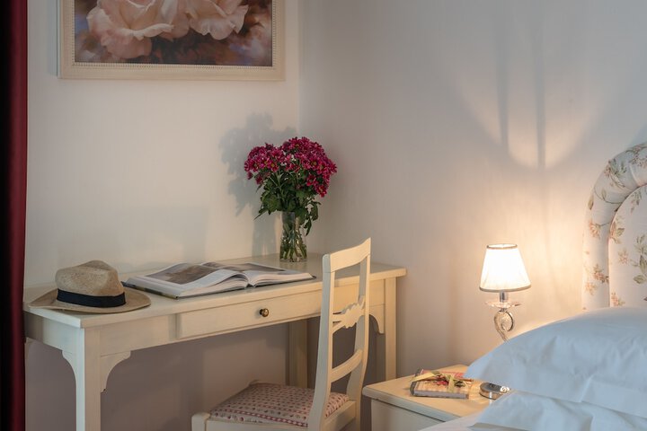 Room 15 of 62