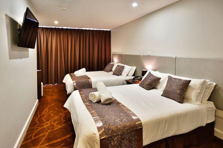 Room 10 of 45
