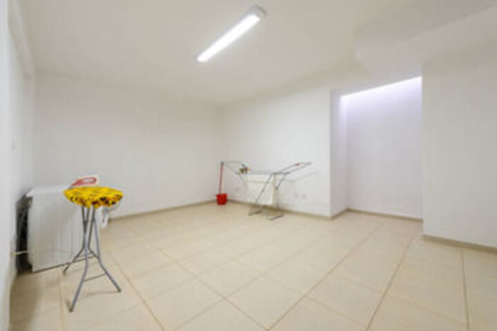Room 10 of 20